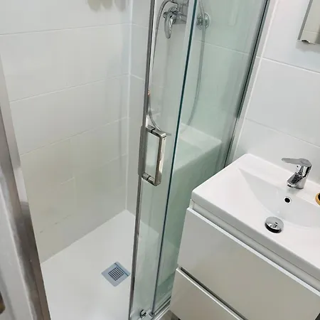 Almirante Reis - Arroios * Лісабон