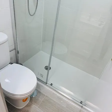 Almirante Reis - Arroios * ליסבון