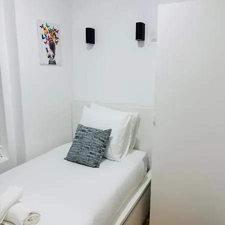 Homestay Almirante Reis - Arroios Lisbon