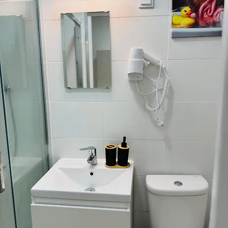 Almirante Reis - Arroios Homestay *